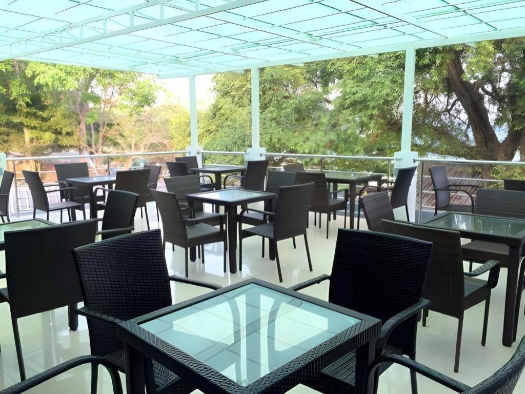 Sea Breeze Resort Koh Samet Exterior foto