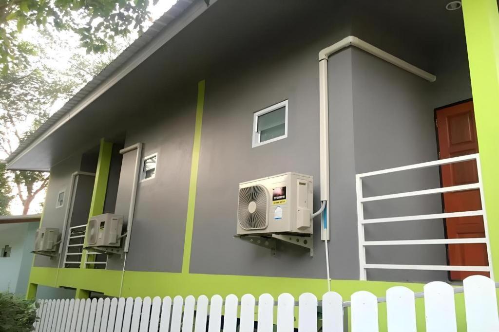 Sea Breeze Resort Koh Samet Exterior foto